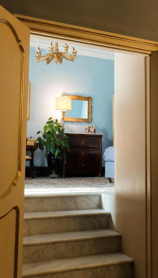 Donna Guia Suite Palermo Exterior photo