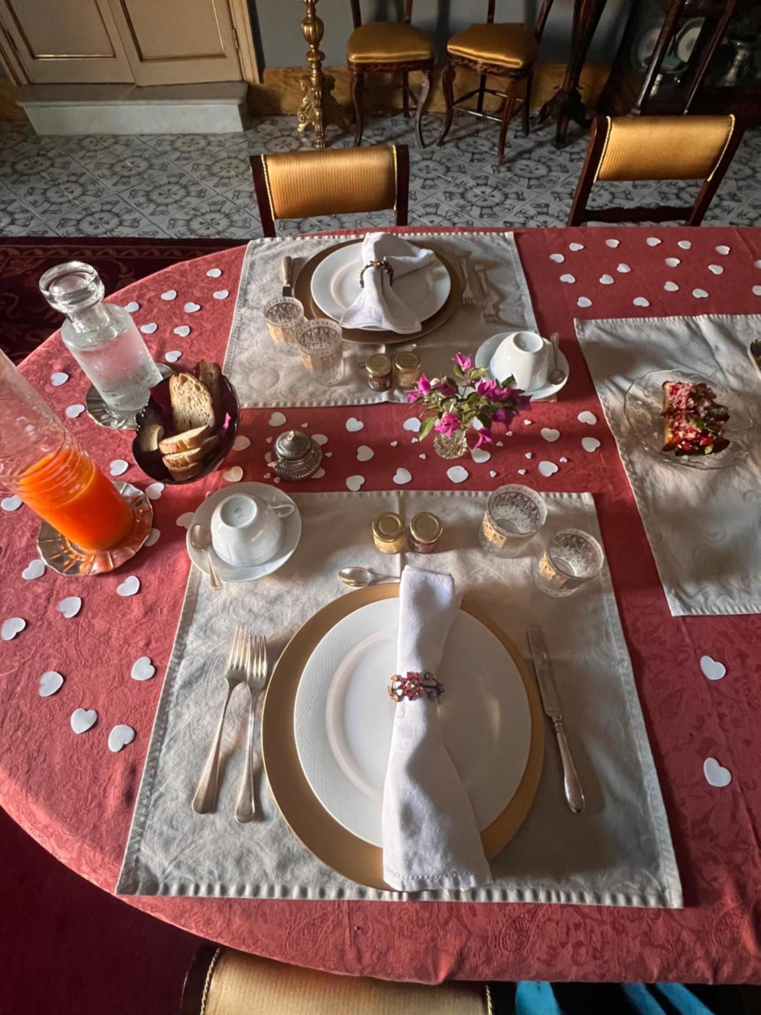 Donna Guia Suite Palermo Exterior photo